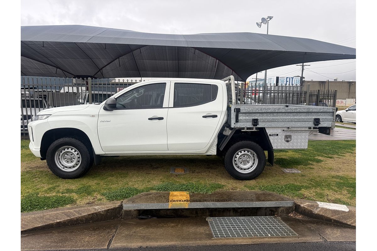 2020 Mitsubishi Triton GLX ADAS MR 4X4