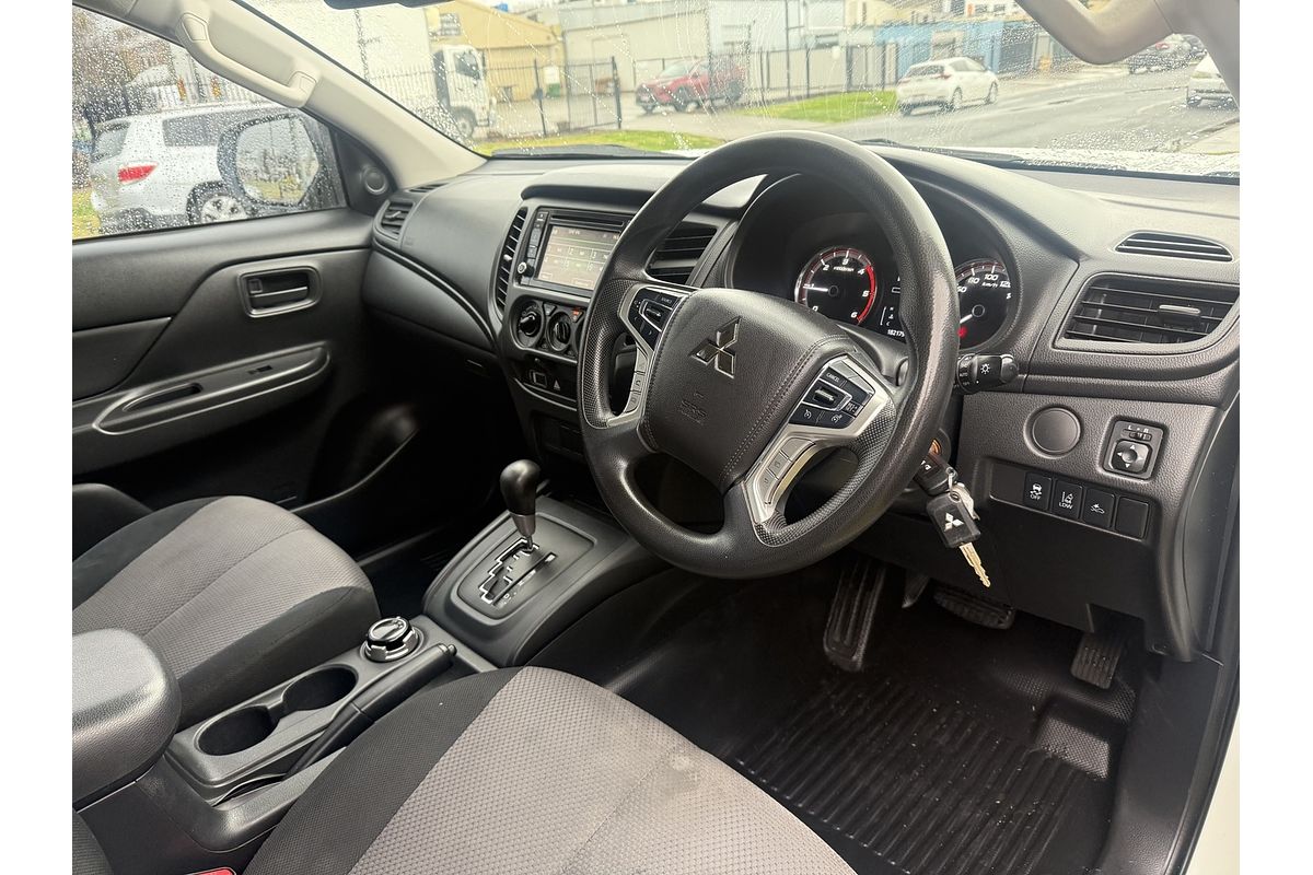 2020 Mitsubishi Triton GLX ADAS MR 4X4
