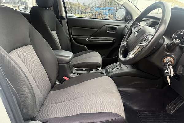2020 Mitsubishi Triton GLX ADAS MR 4X4