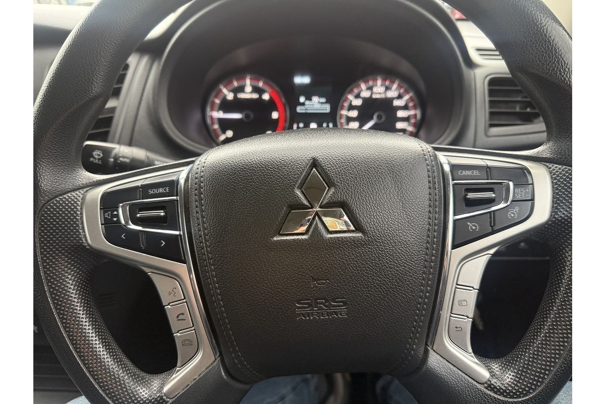 2020 Mitsubishi Triton GLX ADAS MR 4X4