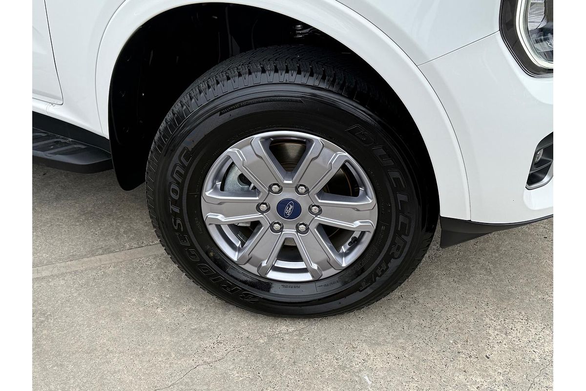 2024 Ford Everest Ambiente 2.0L