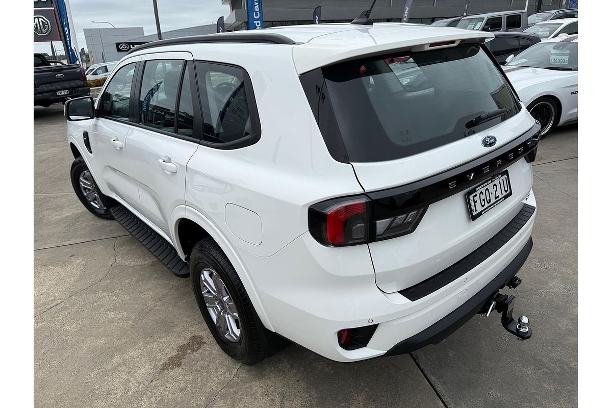 2024 Ford Everest Ambiente 2.0L