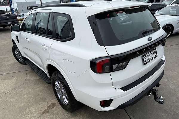 2024 Ford Everest Ambiente 2.0L