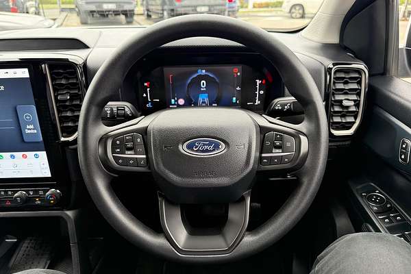 2024 Ford Everest Ambiente 2.0L