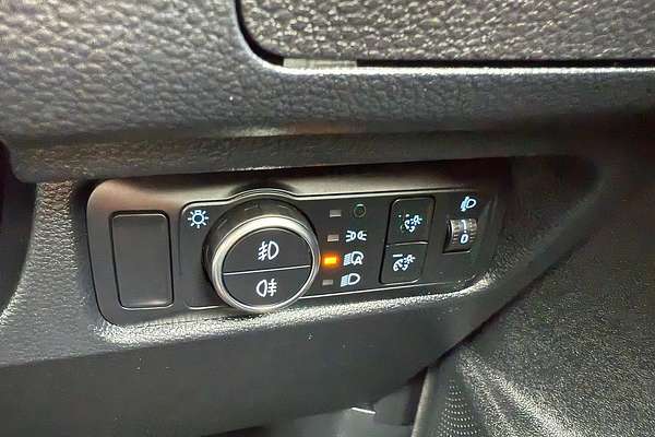 2024 Ford Everest Ambiente 2.0L