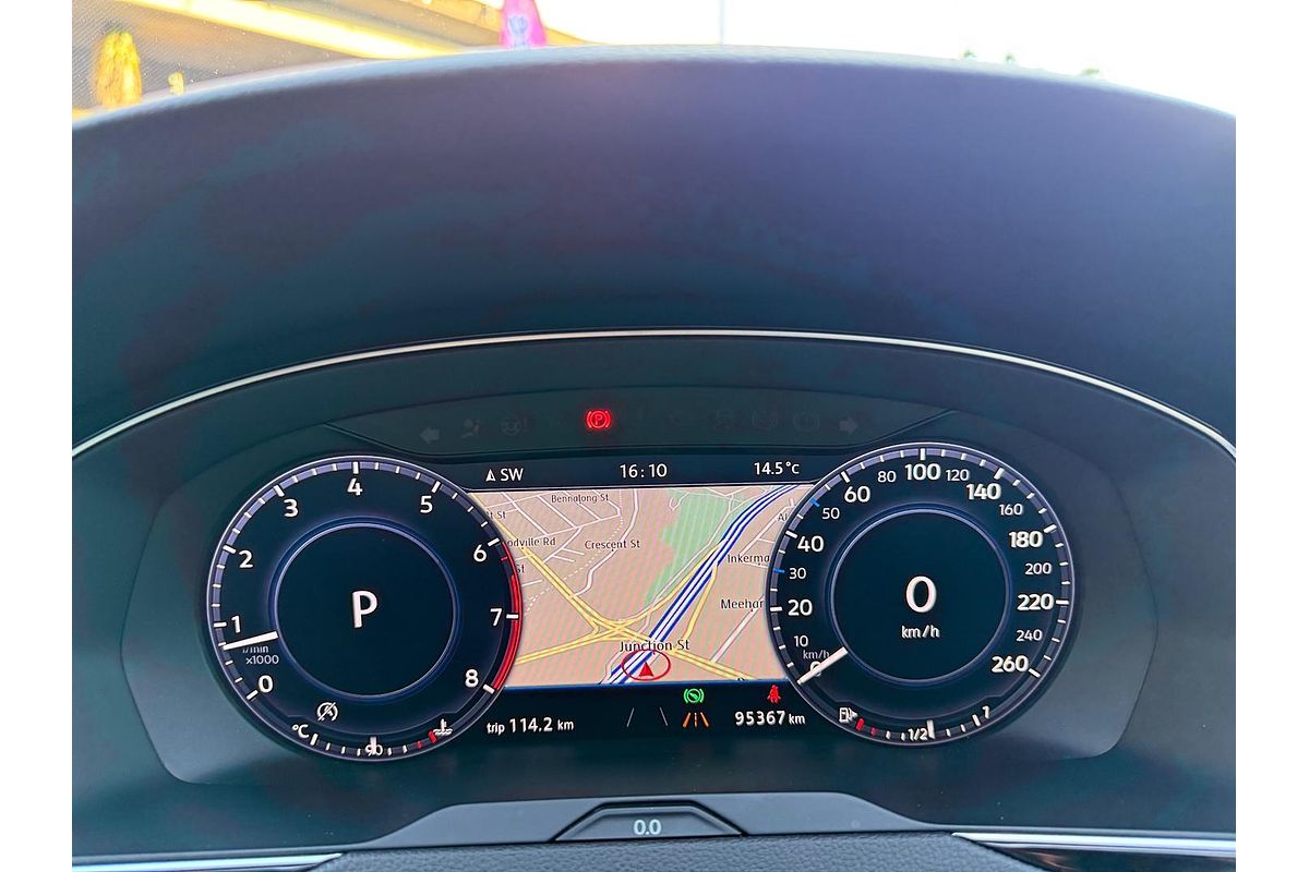 2016 Volkswagen Passat 206TSI R-Line B8