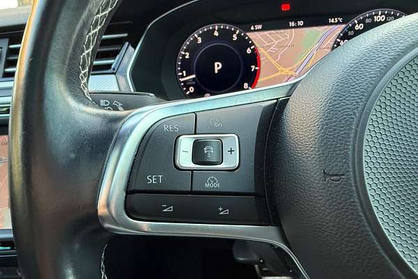 2016 Volkswagen Passat 206TSI R-Line B8