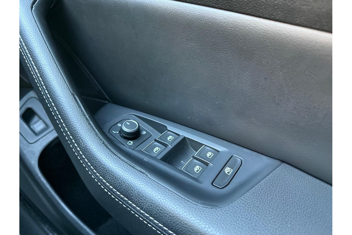 2016 Volkswagen Passat 206TSI R-Line B8
