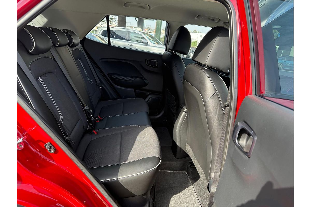2023 Hyundai Venue Active QX.V5