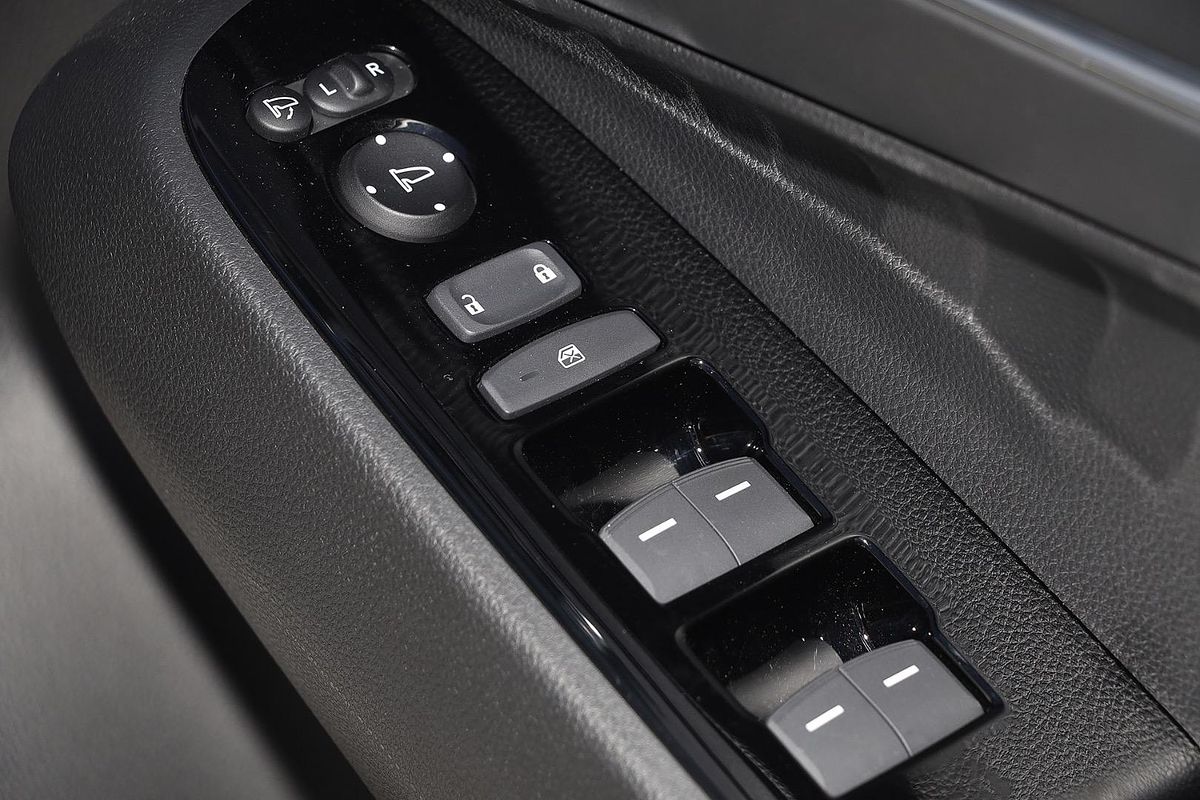 2024 Honda HR-V e:HEV L