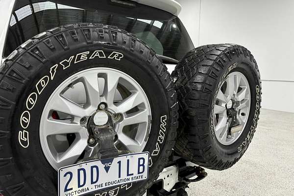 2009 Toyota Landcruiser GXL VDJ200R