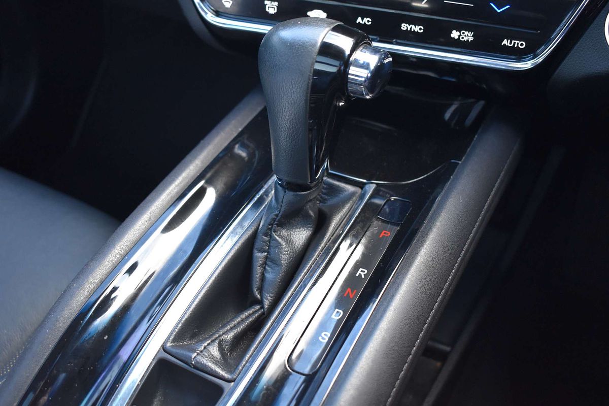 2015 Honda HR-V VTi-L