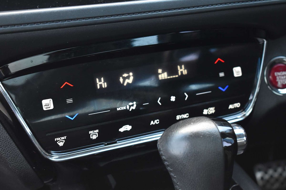 2015 Honda HR-V VTi-L