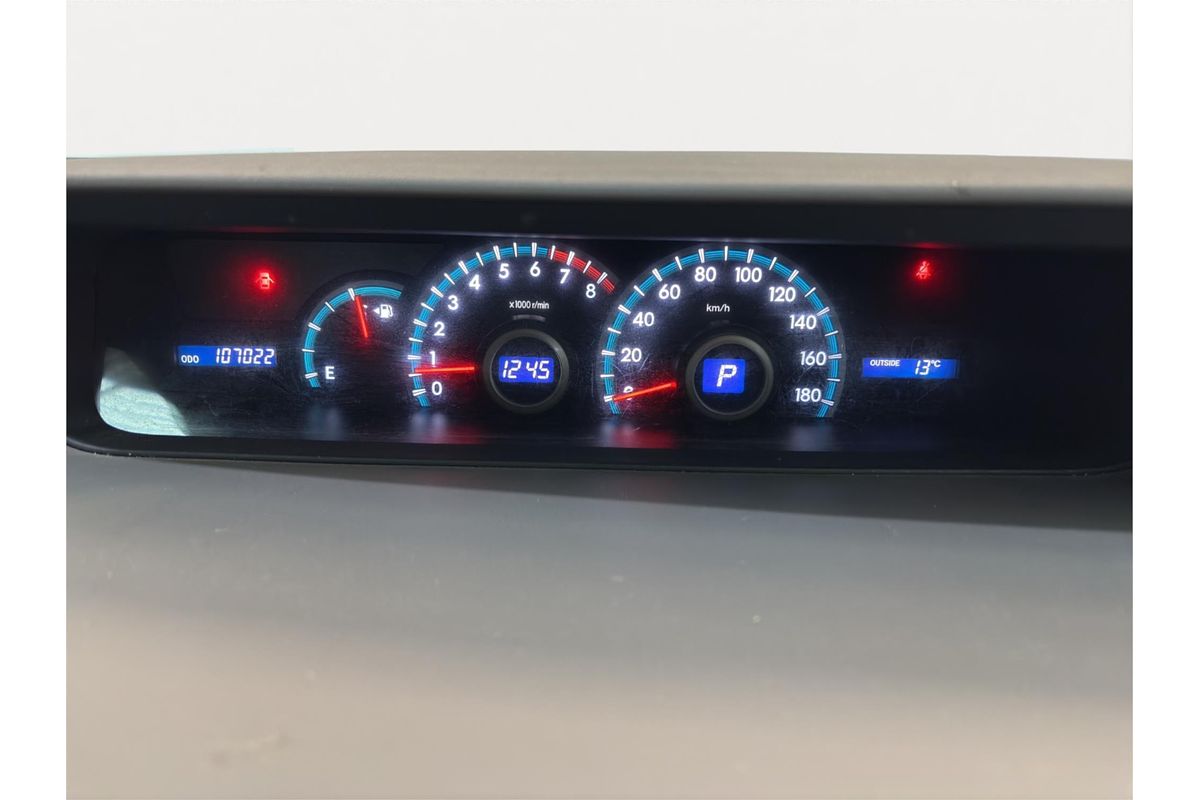 2013 Toyota NOAH WELCAB ZRR70
