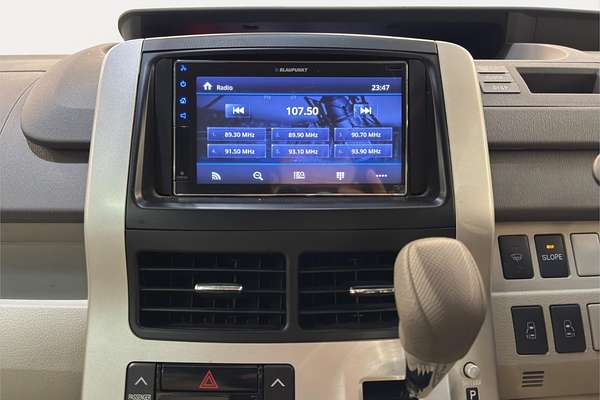 2013 Toyota NOAH WELCAB ZRR70