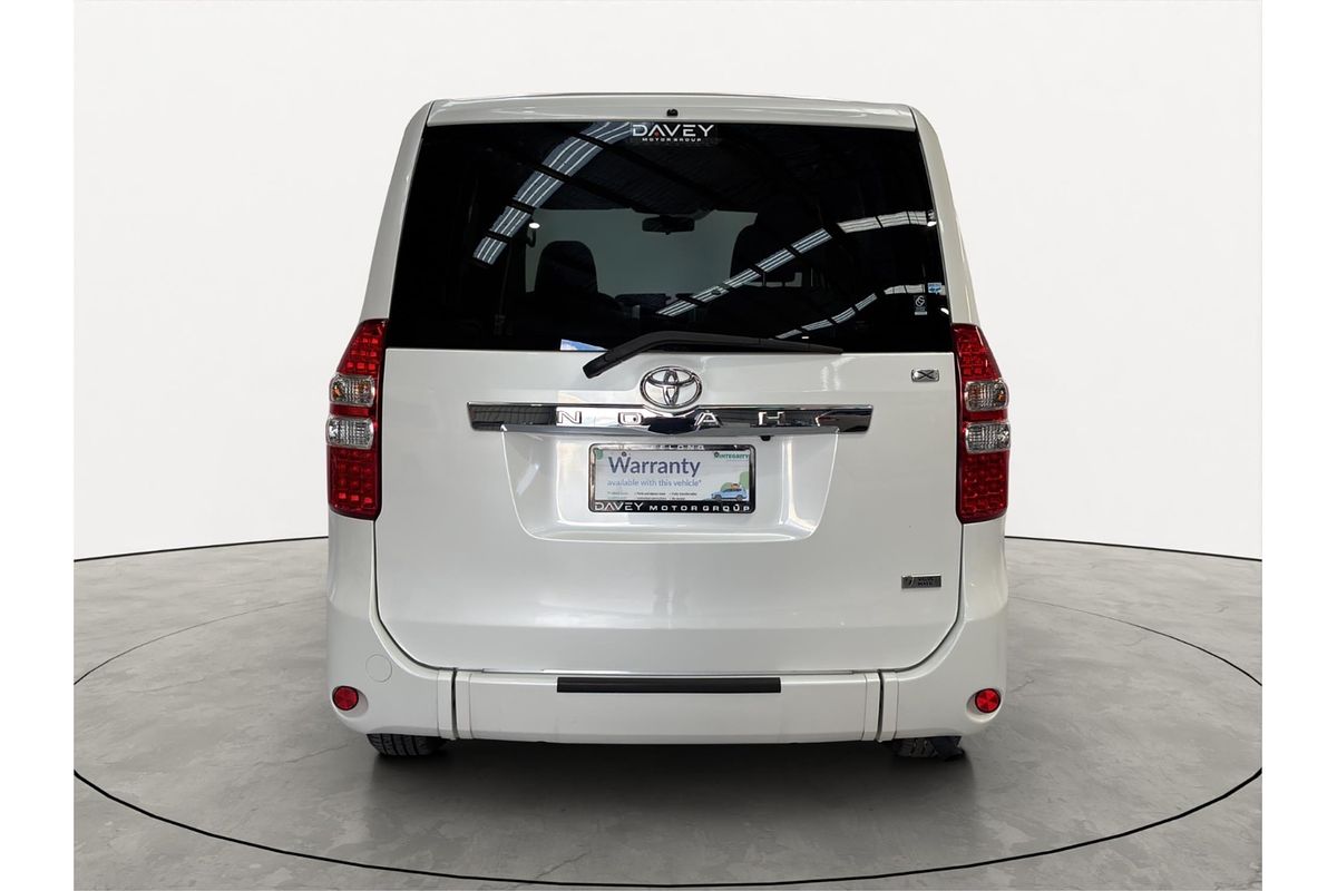 2013 Toyota NOAH WELCAB ZRR70