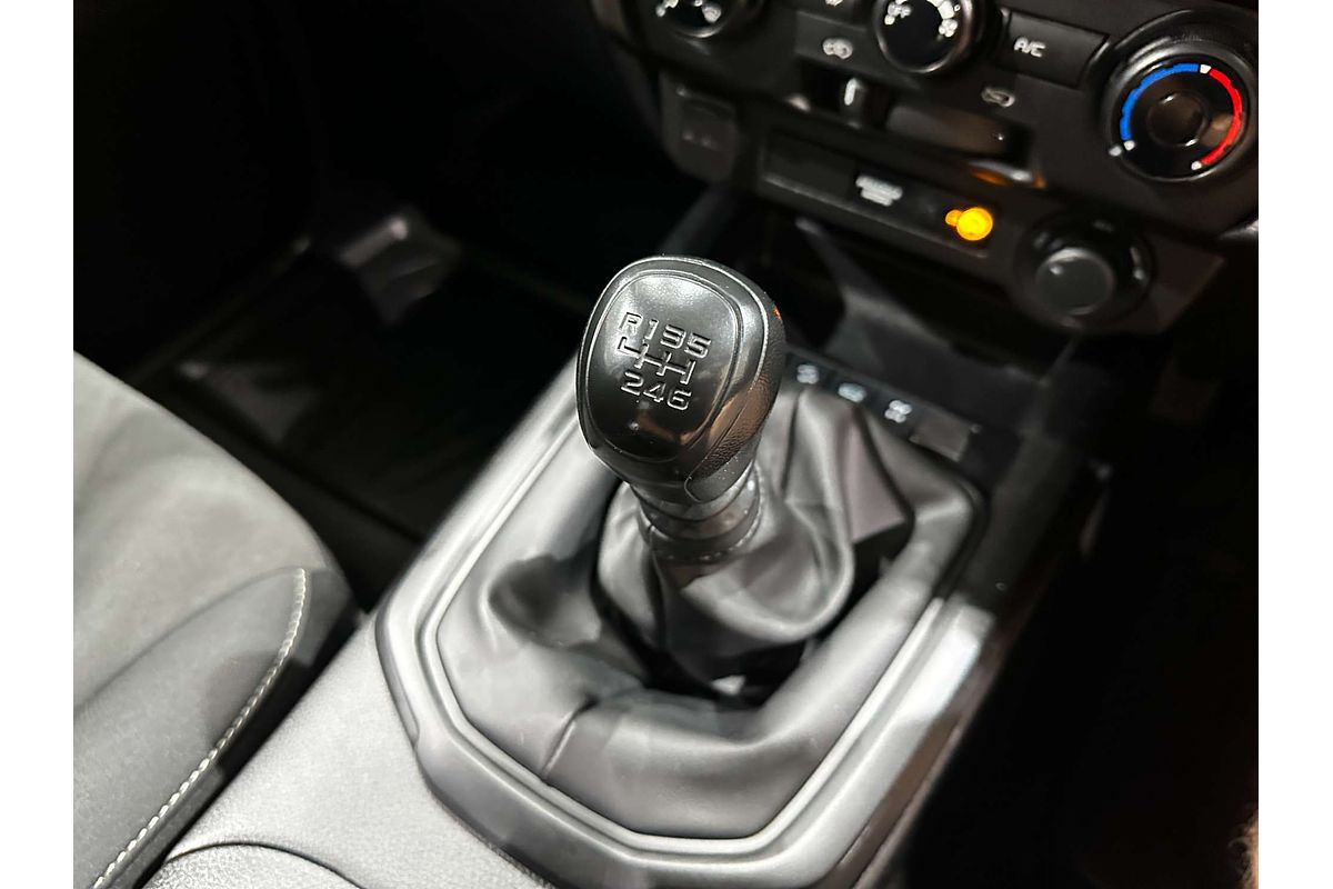 2024 Isuzu D-MAX SX  4X4