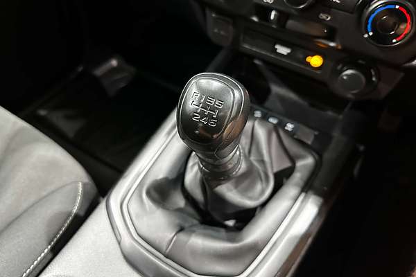 2024 Isuzu D-MAX SX  4X4