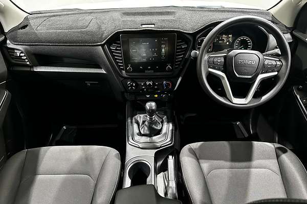 2024 Isuzu D-MAX SX  4X4
