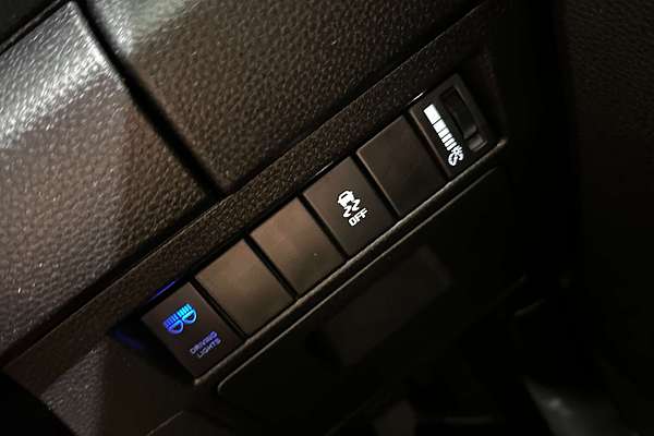 2024 Isuzu D-MAX SX  4X4