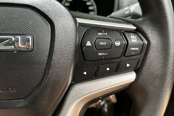 2024 Isuzu D-MAX SX  4X4