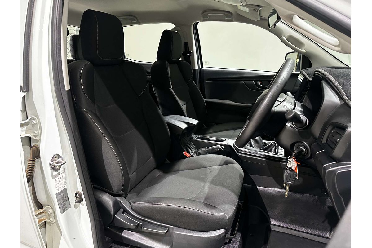 2024 Isuzu D-MAX SX  4X4
