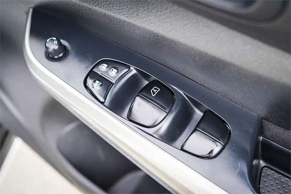 2018 Nissan Navara ST D23 Series 3 Rear Wheel Drive