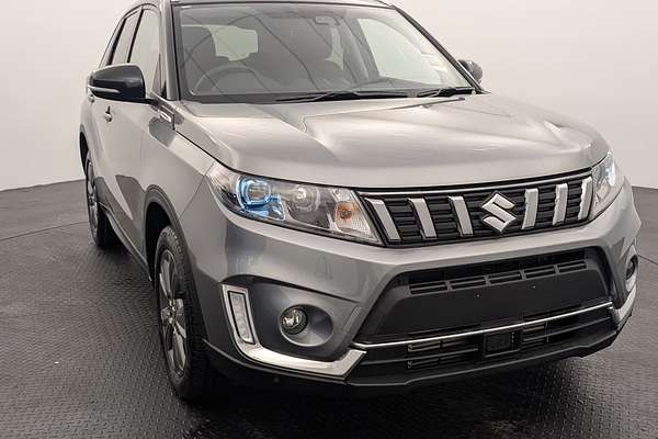 2025 Suzuki AP414WA2AN1