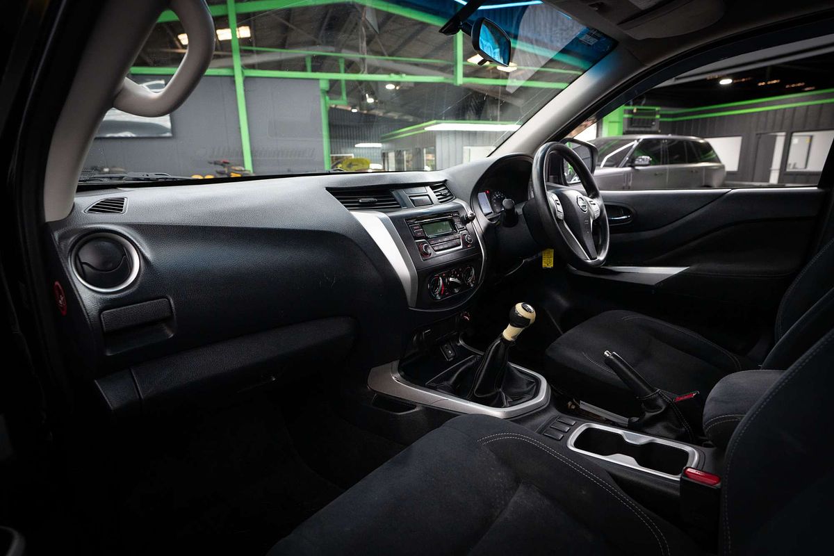 2016 Nissan Navara RX D23 4X4