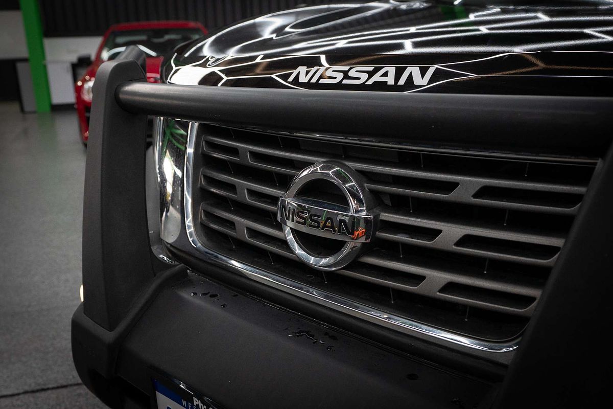2016 Nissan Navara RX D23 4X4