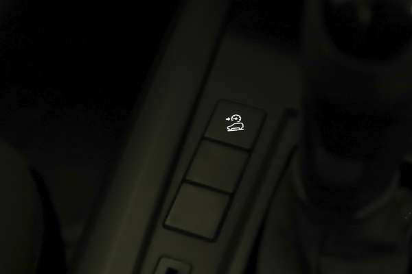 2024 Isuzu D-MAX SX High Ride Rear Wheel Drive