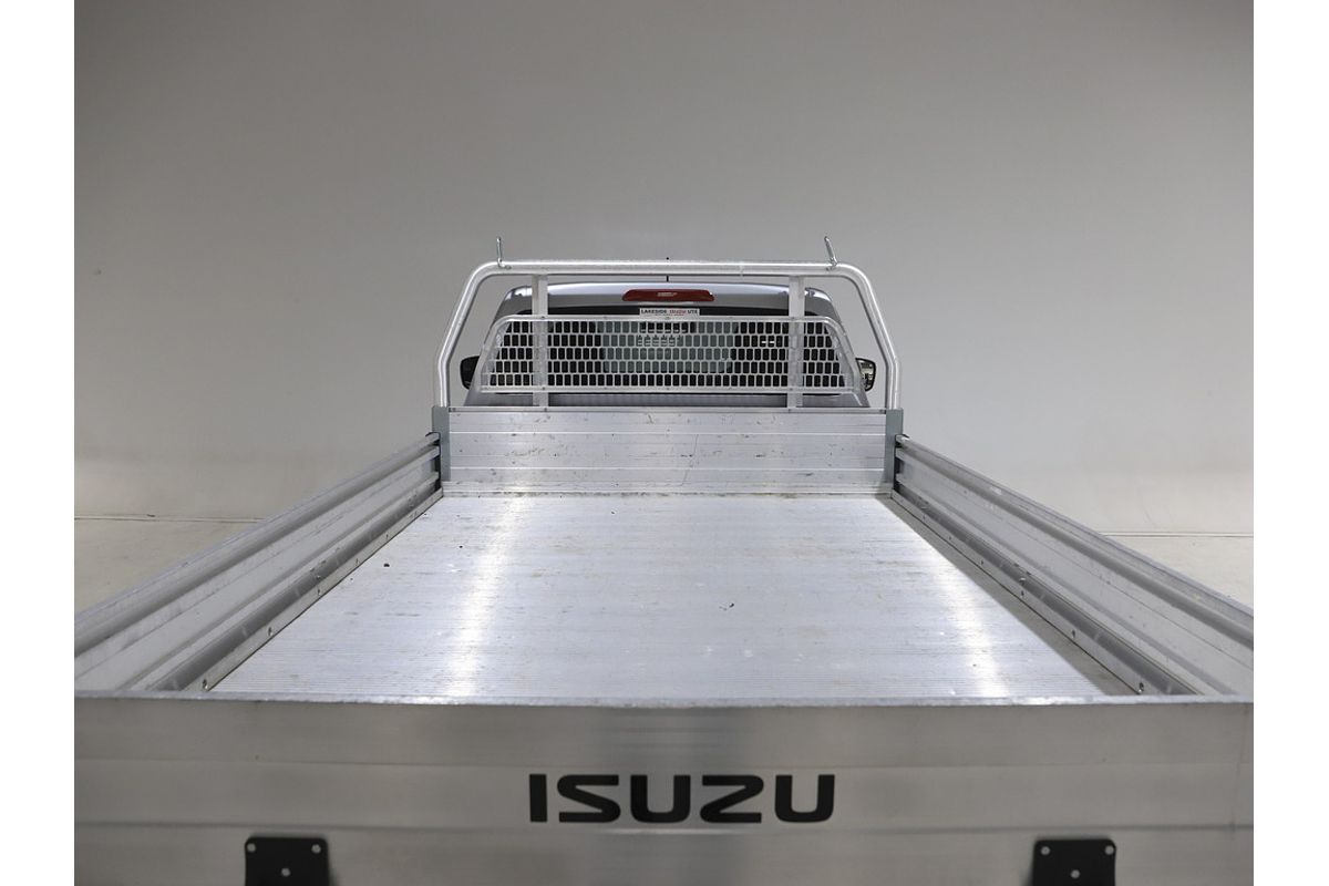 2024 Isuzu D-MAX SX High Ride Rear Wheel Drive
