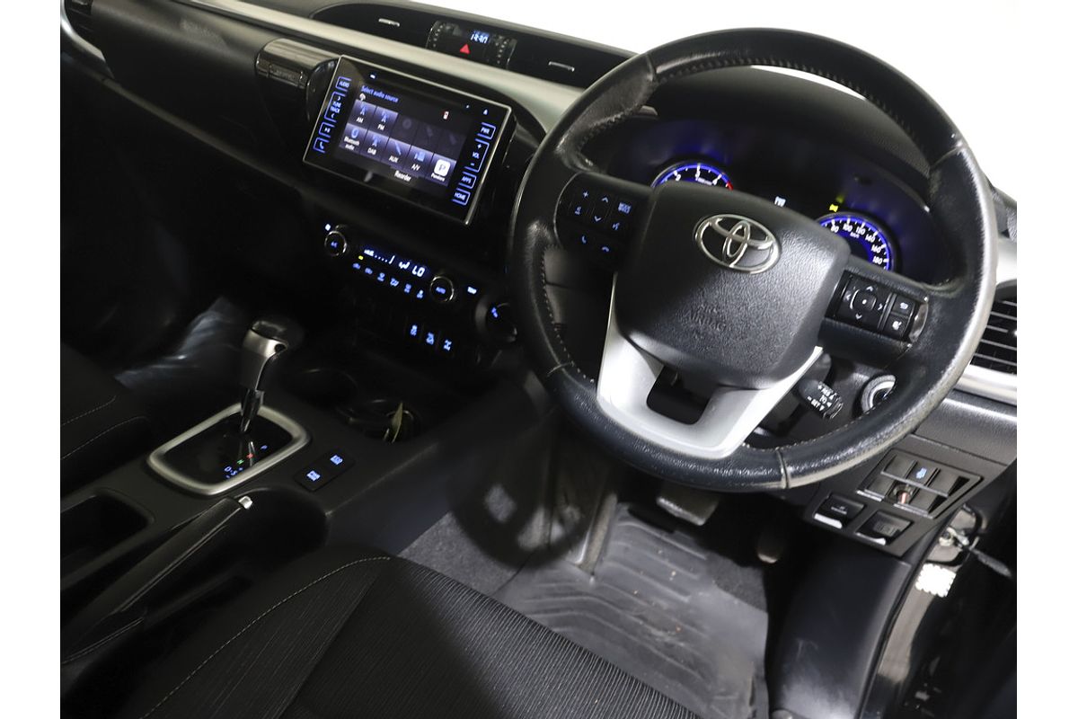 2016 Toyota Hilux SR5 GUN126R 4X4