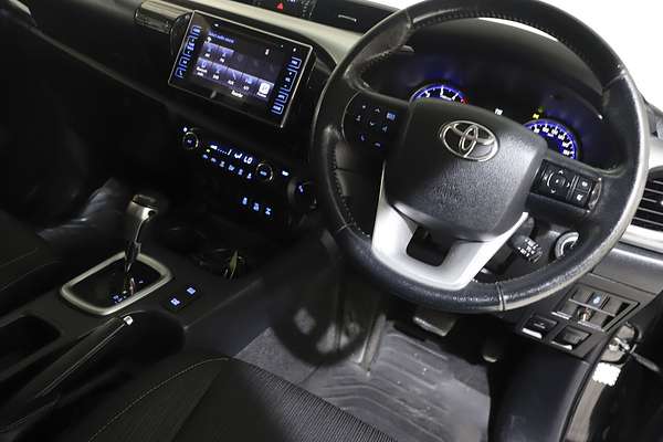 2016 Toyota Hilux SR5 GUN126R 4X4