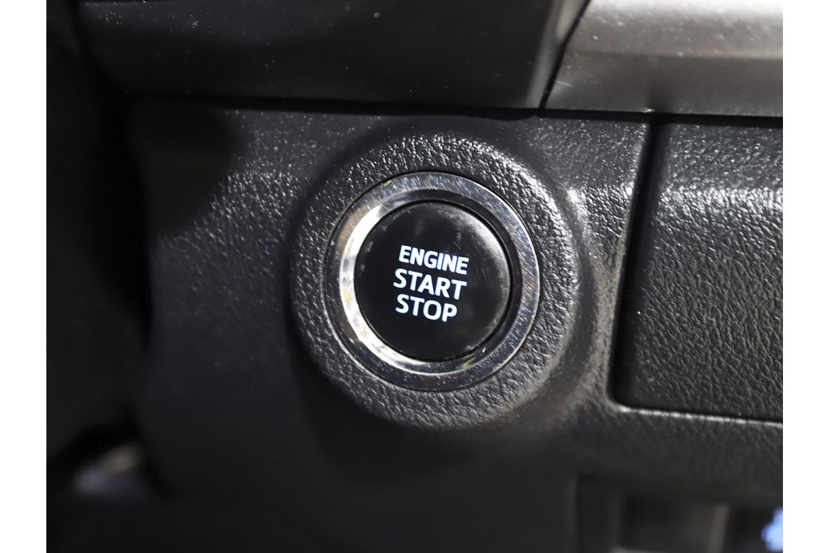 2016 Toyota Hilux SR5 GUN126R 4X4