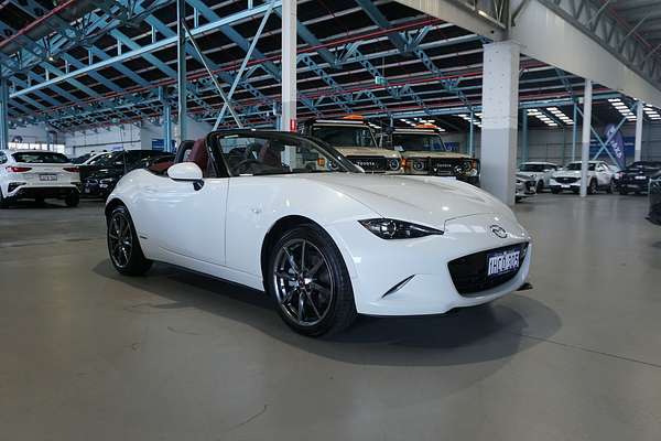 2020 Mazda MX-5 100th Anniversary ND