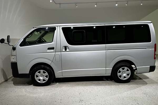 2019 Toyota Hiace TRH200V