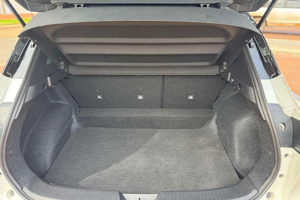 2024 Nissan QASHQAI ST-L J12