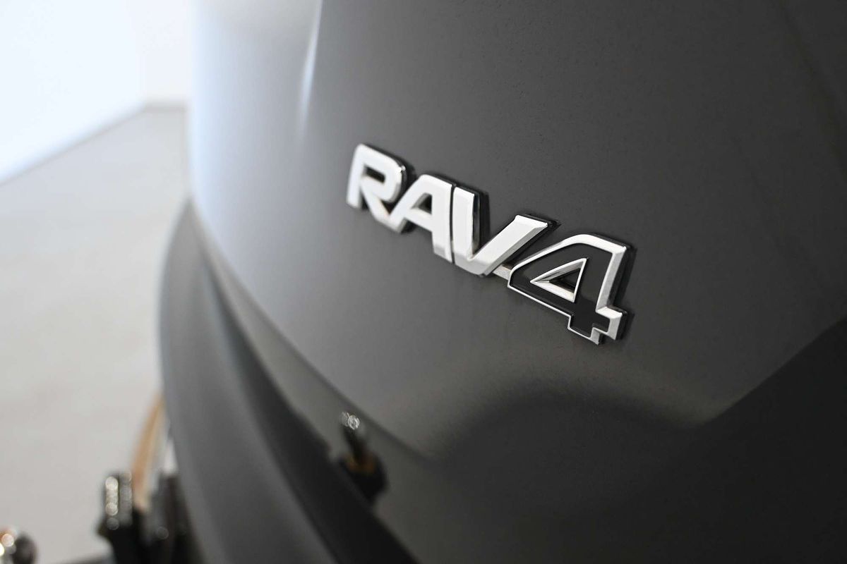 2014 Toyota RAV4 GXL ZSA42R