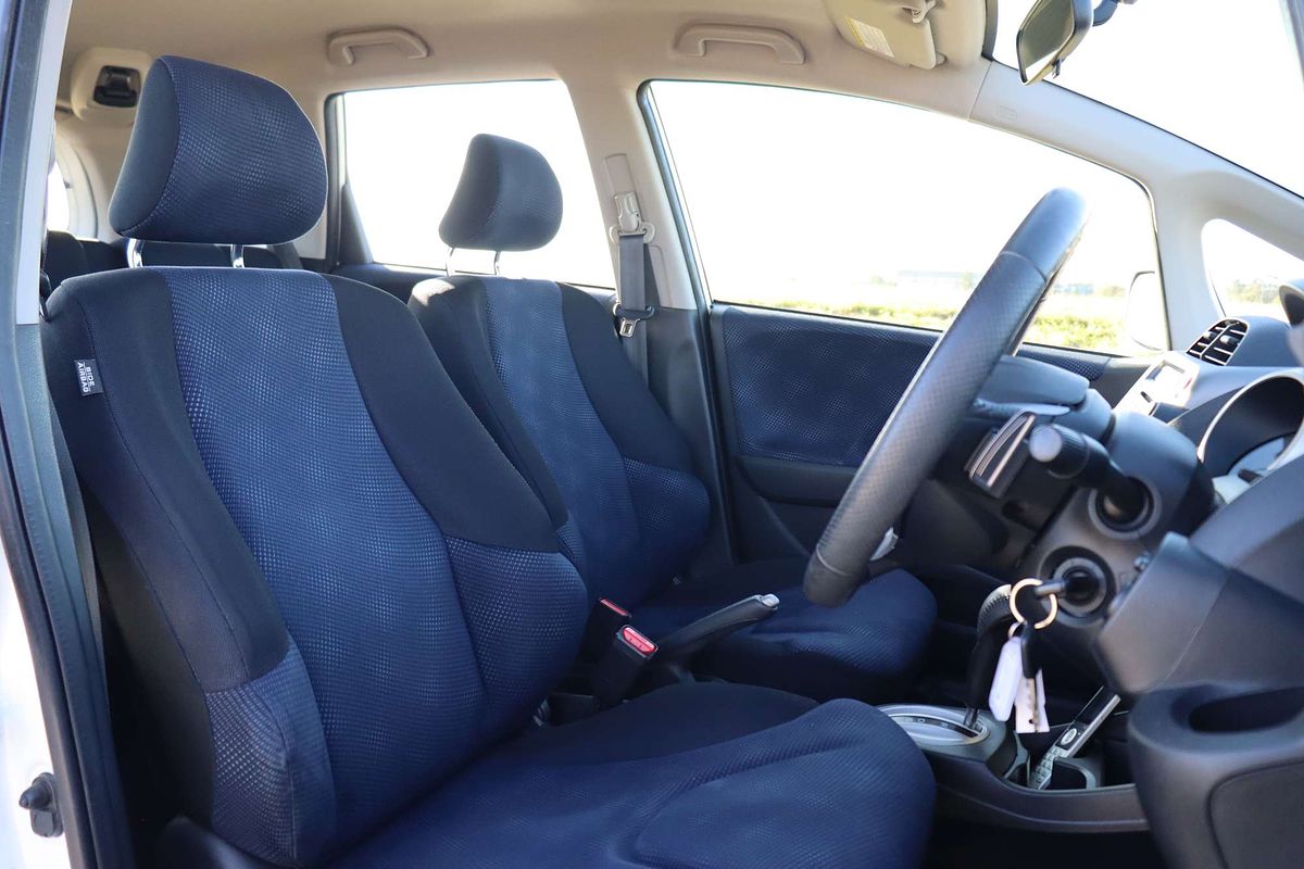 2013 Honda Jazz Vibe GE