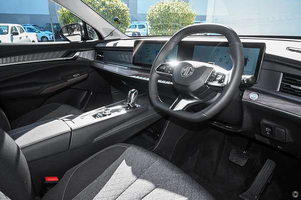 2025 MG QS Excite IS31