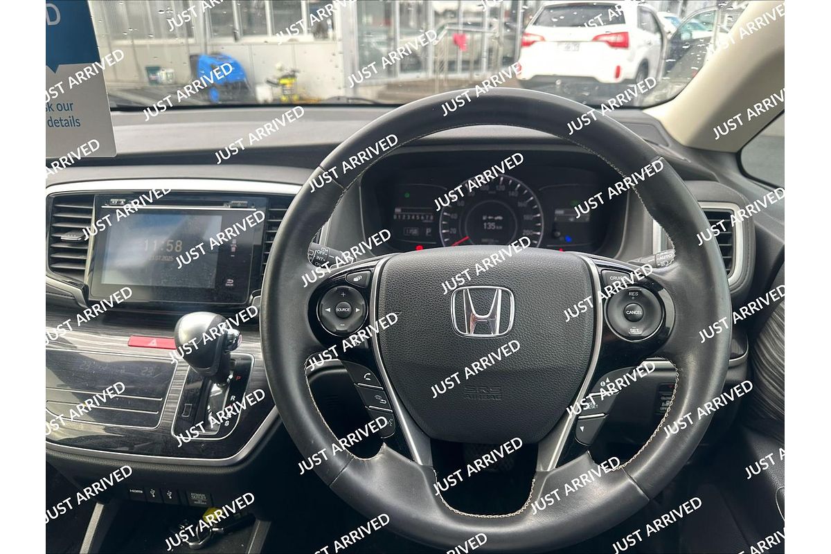 2017 Honda Odyssey VTi-L 5th Gen