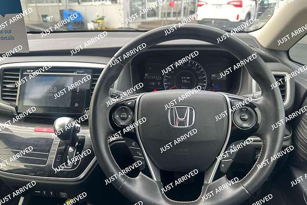 2017 Honda Odyssey VTi-L 5th Gen