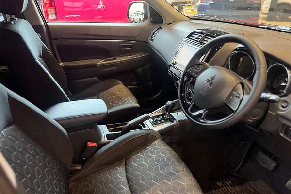 2025 Mitsubishi ASX MR XD