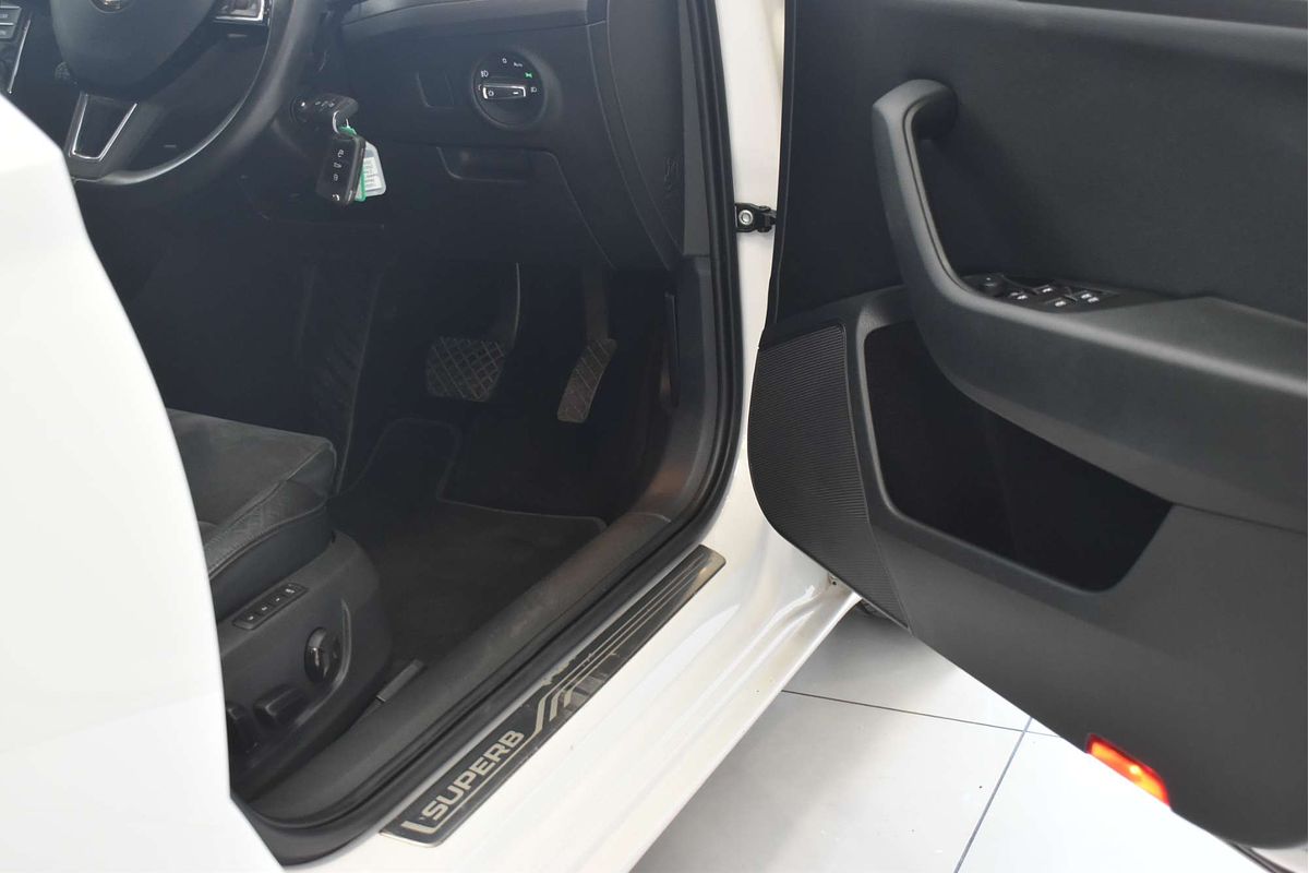 2017 SKODA Superb 162TSI NP
