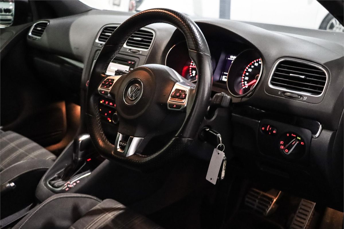 2012 Volkswagen Golf GTD VI