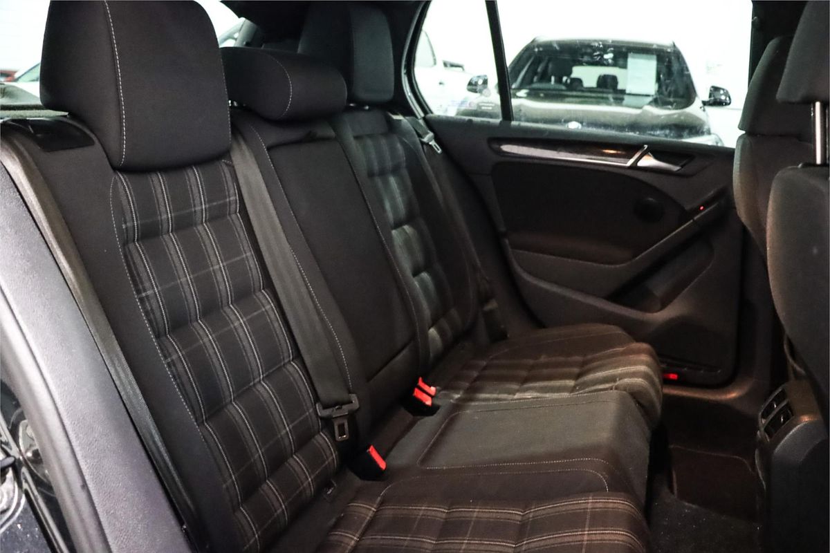 2012 Volkswagen Golf GTD VI