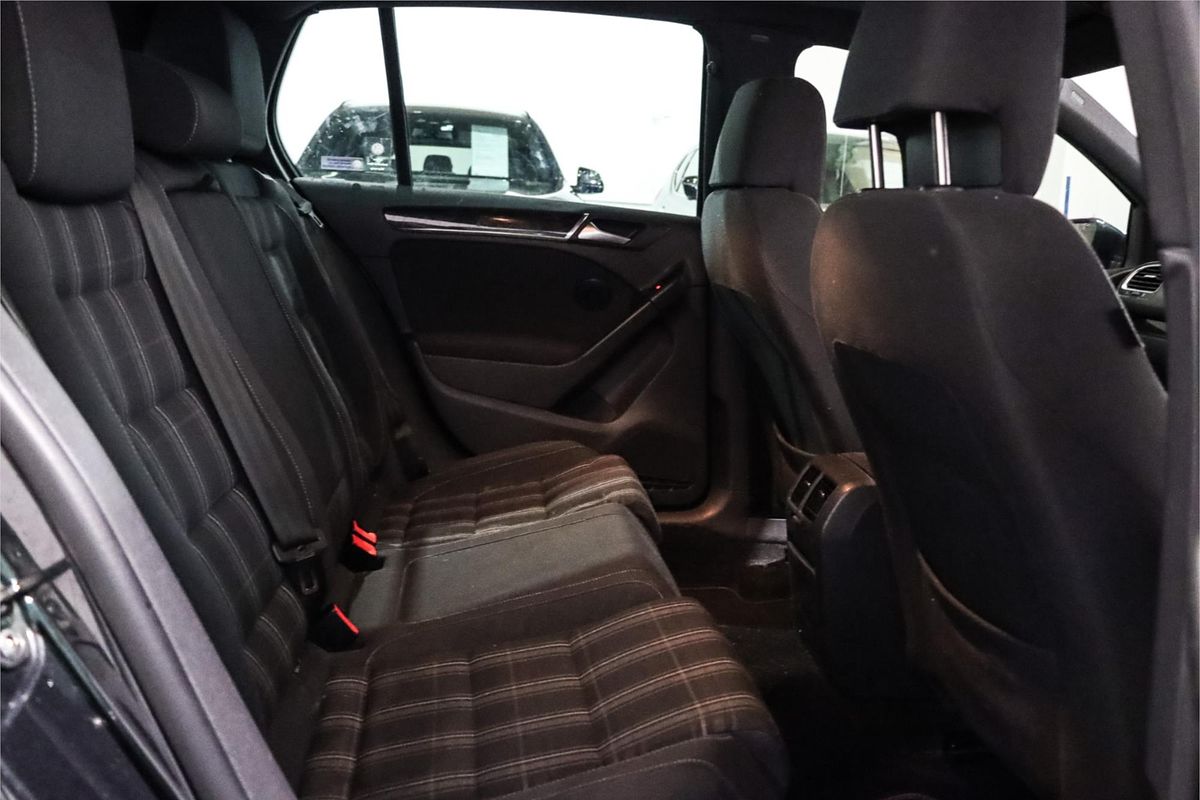 2012 Volkswagen Golf GTD VI