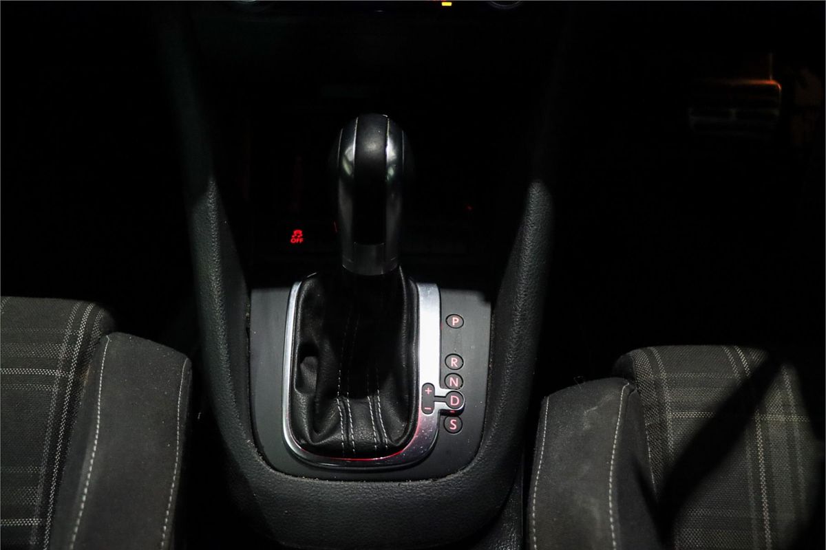 2012 Volkswagen Golf GTD VI