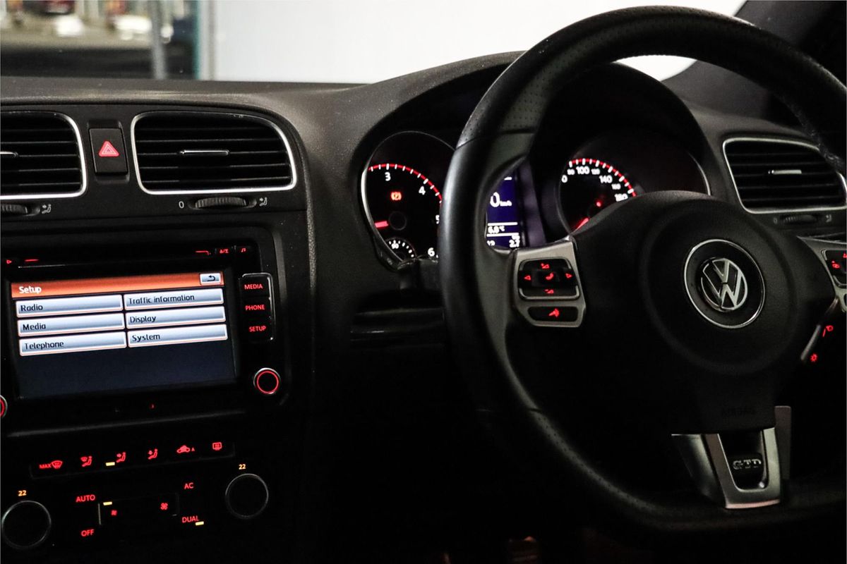 2012 Volkswagen Golf GTD VI